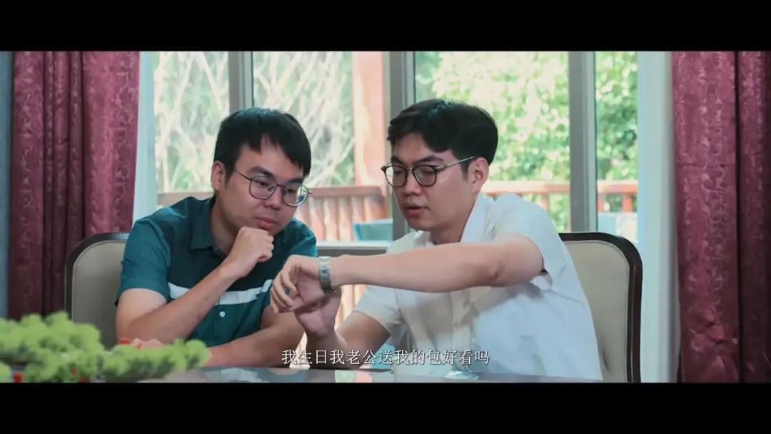 1202_143707_827.jpg 1202_143707_827.jpg